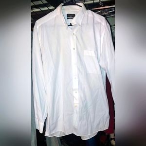 Docker's Men's White L/S Single Pocket Button Down Dress Shirt